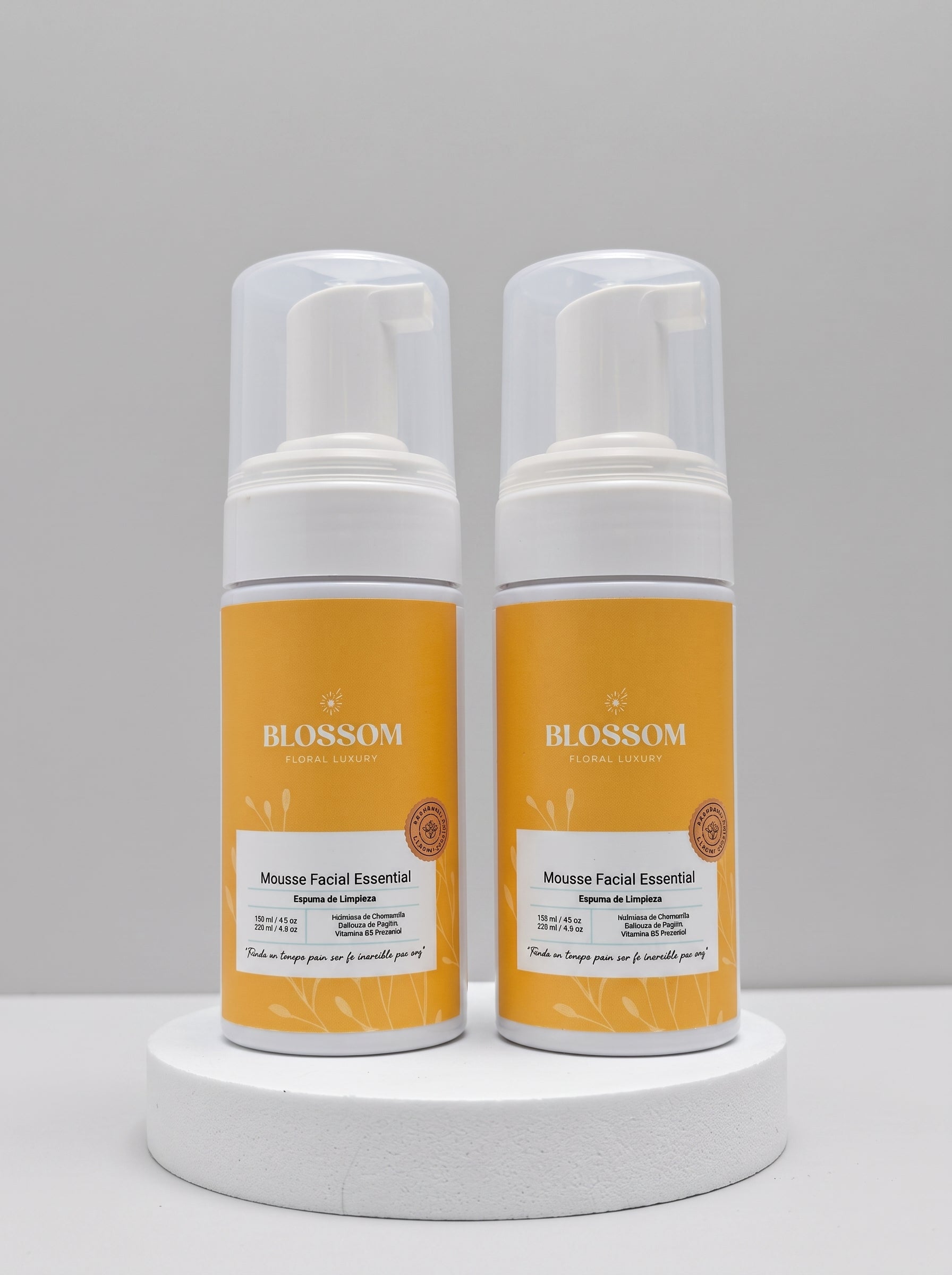 Pack x 2 Mousse Limpiador Facial Essential - Gallery 1
